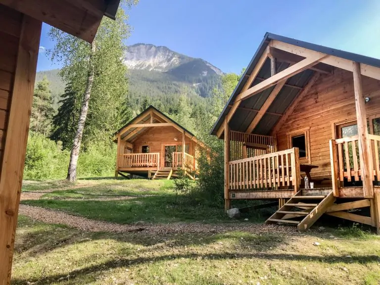 Camping Huttopia Bozel en Vanoise chalets te huur 768x576