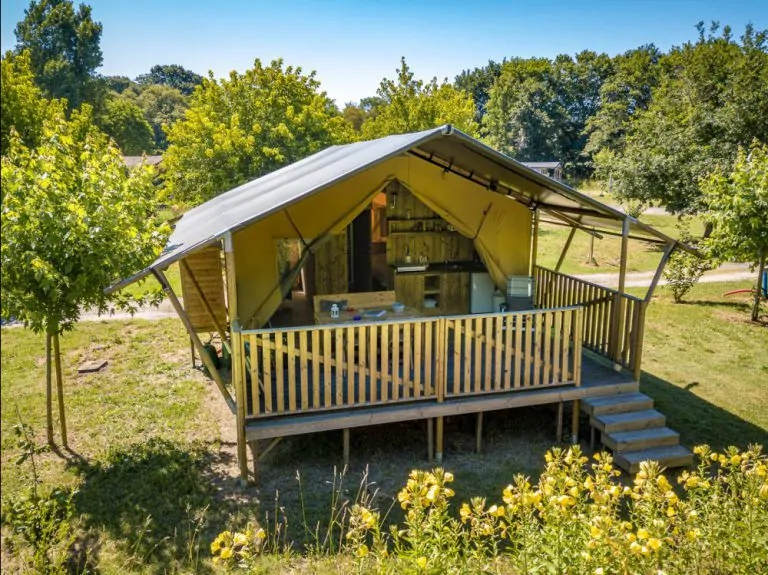 Camping La Clairière Glamping 768x575