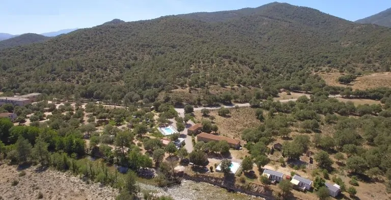 Camping E Canicce in Moltifao op Corsica 1 1 768x393