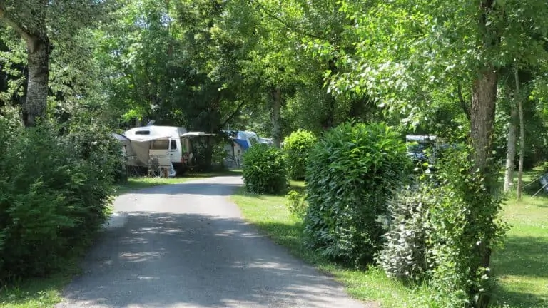 Camping Le Bosquet Dordogne staanplaats 768x432